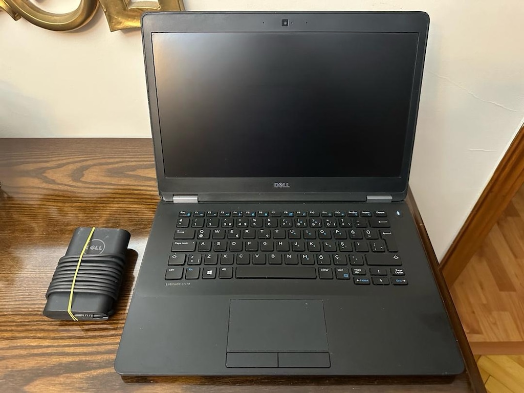 Dell i7 6600U 8GB DDR4 RAM 256 GB SSD Laptop - 5