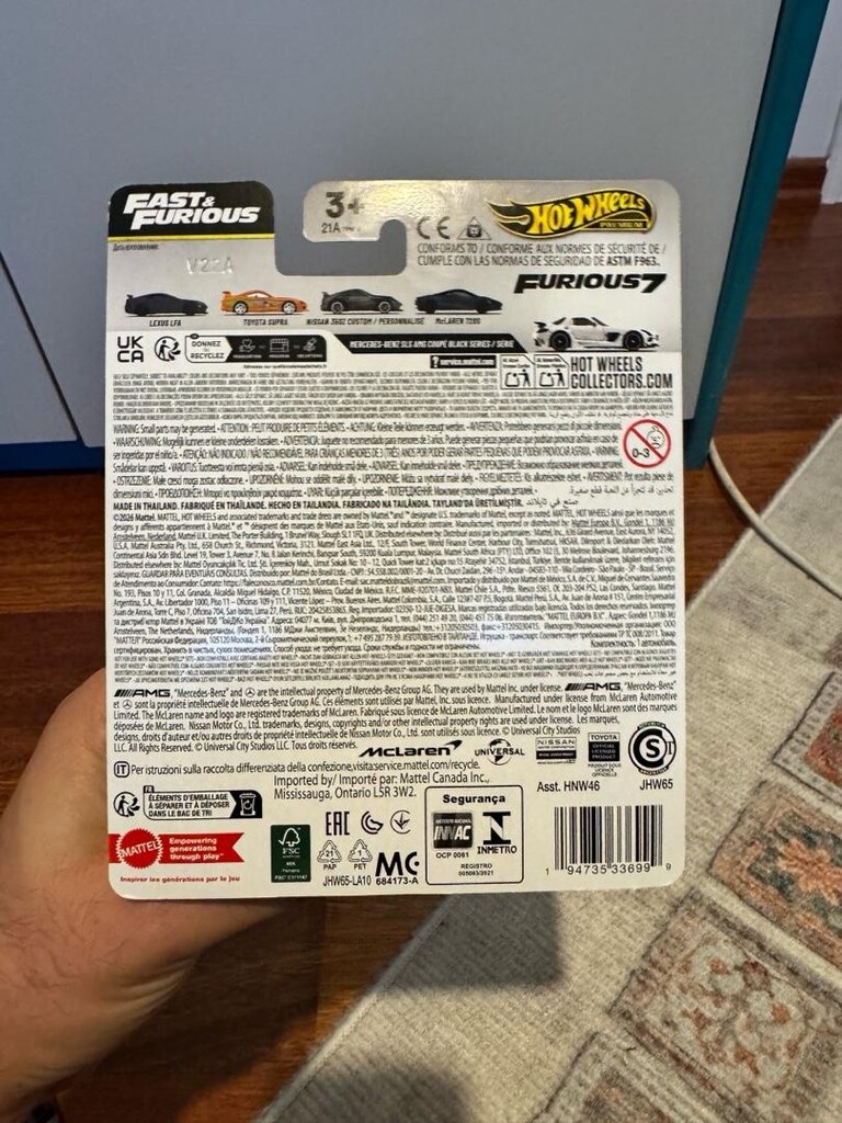Hot Wheels Mercedes-Benz SLS AMG Coupe - 7