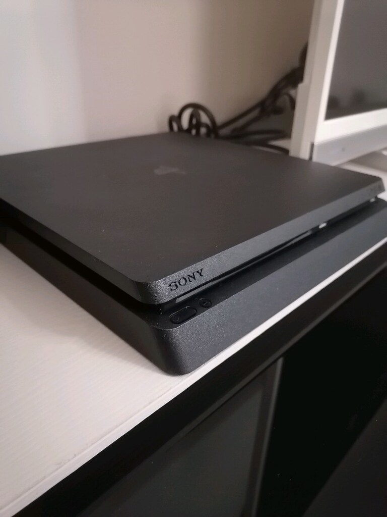 PS4 SLİM KIRIK 15 OYUN VE EKSTRA SIFIR 500 GB HDD - 2