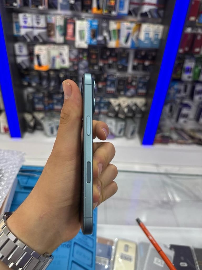 İPHONE 16 128GB YD - 4