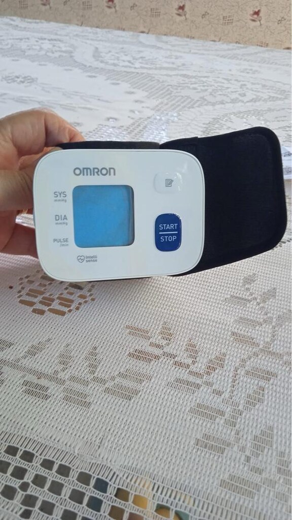 omron bilekten tansiyon aleti