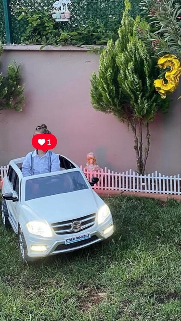 akülü araba Mercedes - 2