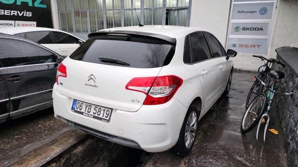 c4 Citroën - 11