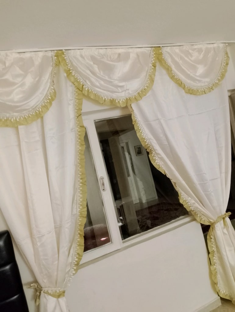 hiç kullanılmamış perde ve yatak örtüsü - 8