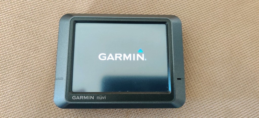 Garmin nüvi 205 araç içi taşınabilir GPS navigasyon cihazı. - 5