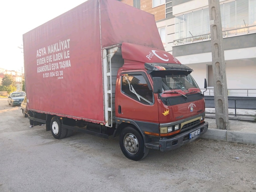 MİTSUBİSHİ KAMYONET