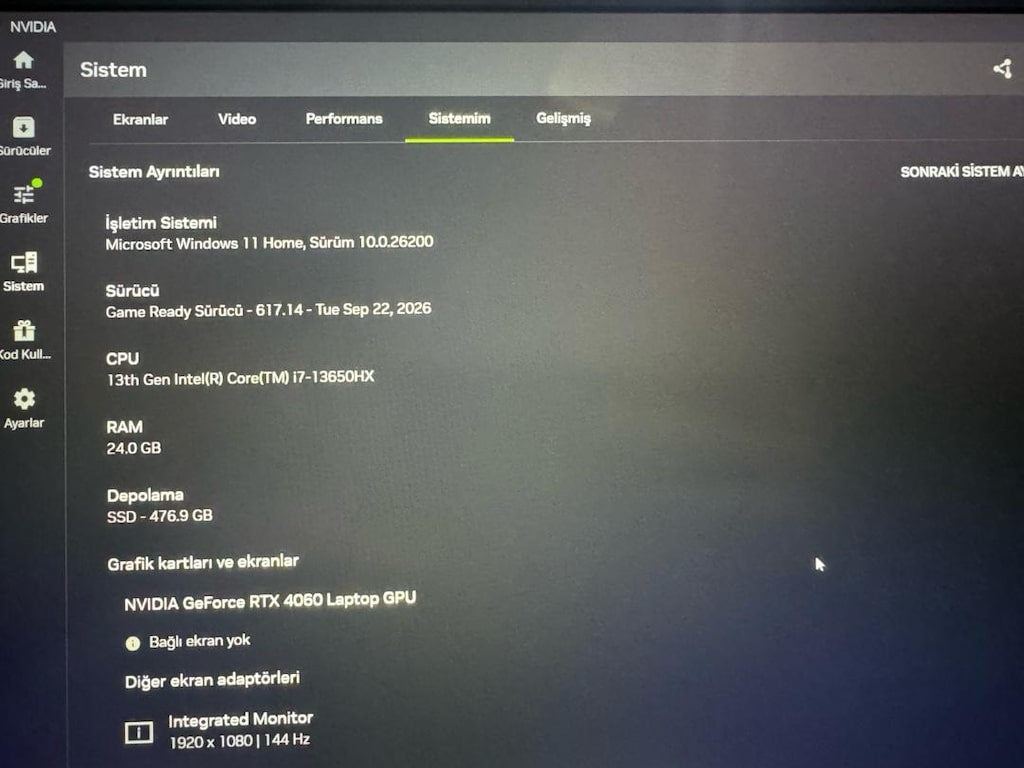 Lenovo Loq 15irx9 - 6