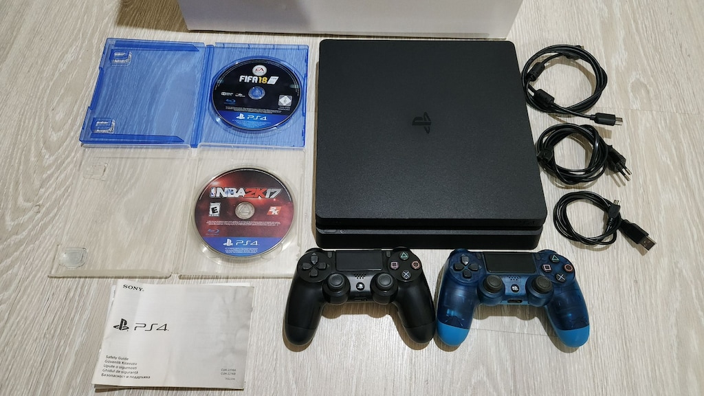 PS4 Slim 500 GB, Çift Kol, 2 CD Oyun, Sorunsuz Tertemiz Cihaz - 3