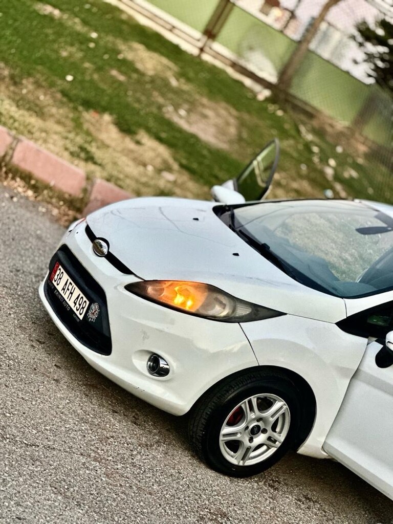 FORD FİESTA - 11