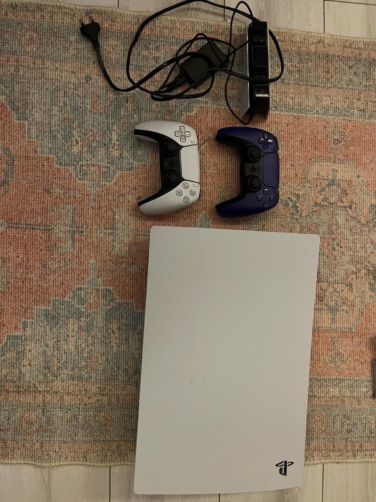 Playstation 5 Mat Kasa Diskli Versiyon 2 Adet Dualsense ve Şarj Kiti - 2
