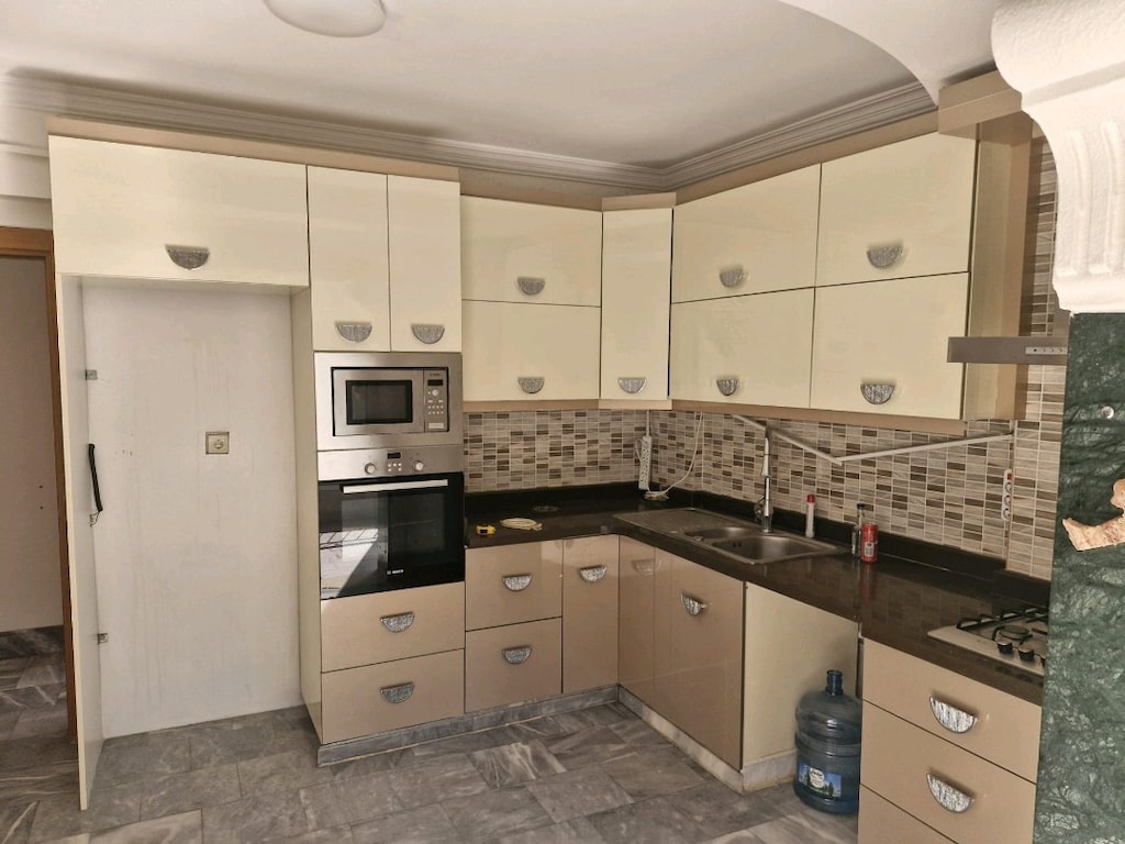 Mutfak dolabı+tezgahı evye musluk komple - 4