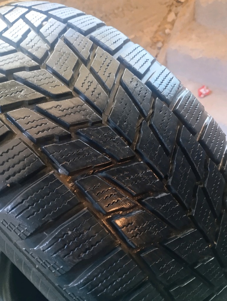 225/50/16 - 2