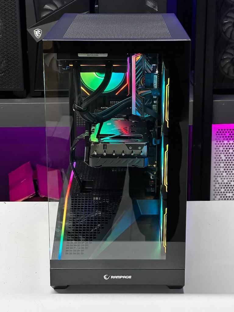 i9 11900K - RTX 3080 10GB - 32GB RAM - 512GB M.2 SSD - 2