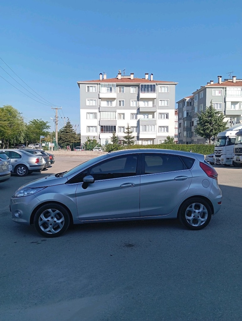 2010 Fiesta 1.4 tdci titanyum - 3