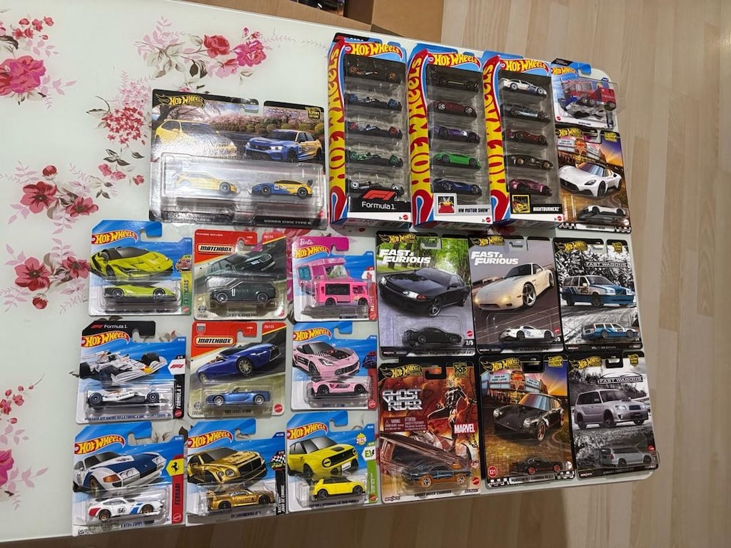 Hot wheels 35 adet