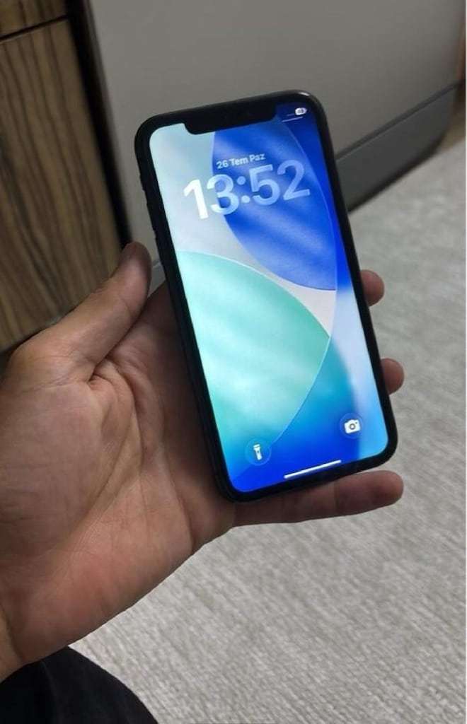 iPhone 11 64 GB - 3