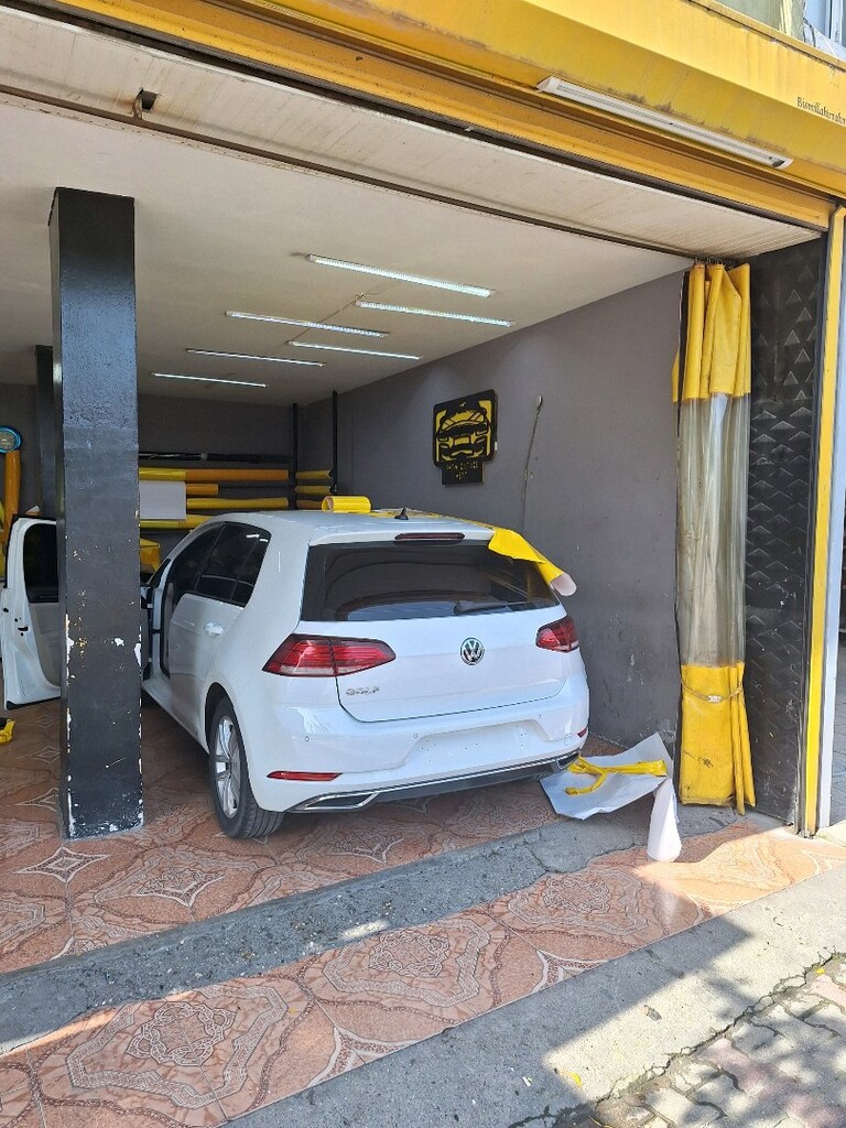 GOLF 7.5 ÖN VE ARKA TAMPON SIFIR VE ÇIKMA ELİMDE MEVCUTTUR ORJİNAL VE - 2