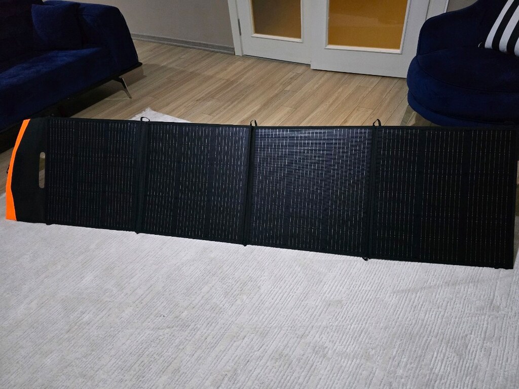 KATLANIR GÜNEŞ PANELİ 200W - 4