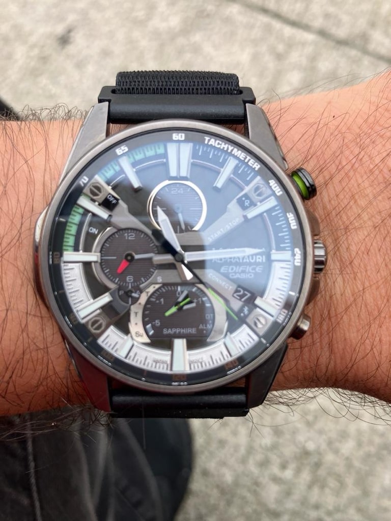 Casio Erkek Edifice Kol Saati EQB-1200AT-1ADR