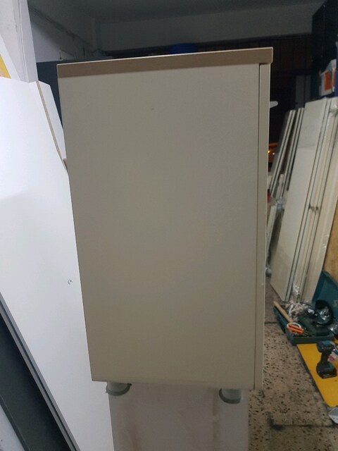 minifixli dolap 85x80x43 10 adet var