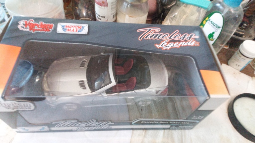 1/24 Mercedes Benz SLK55 AMG - 3