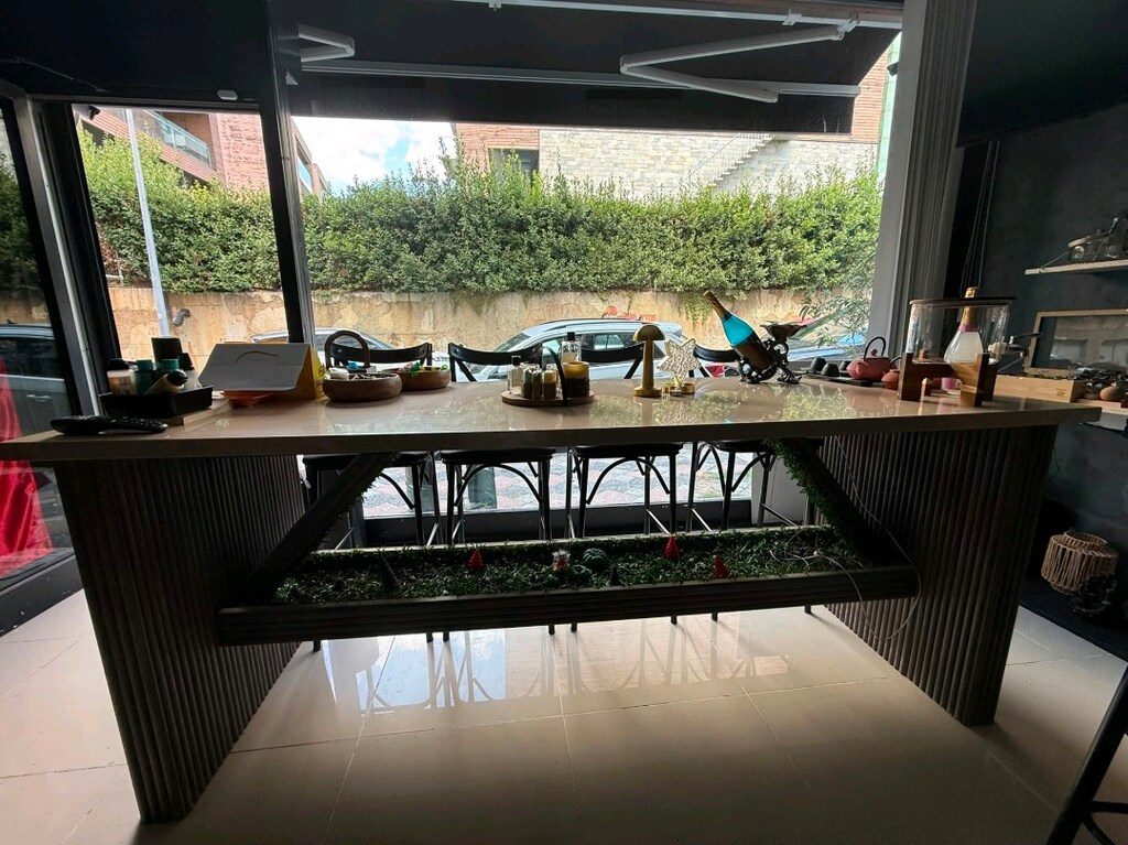 Led ışıklı masa 10 sandalyeli kafe takım - 6