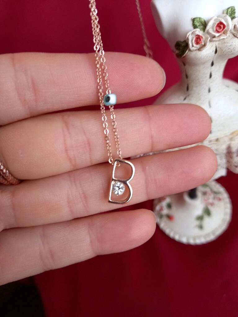 Kadın kolye B harf detaylı - 5