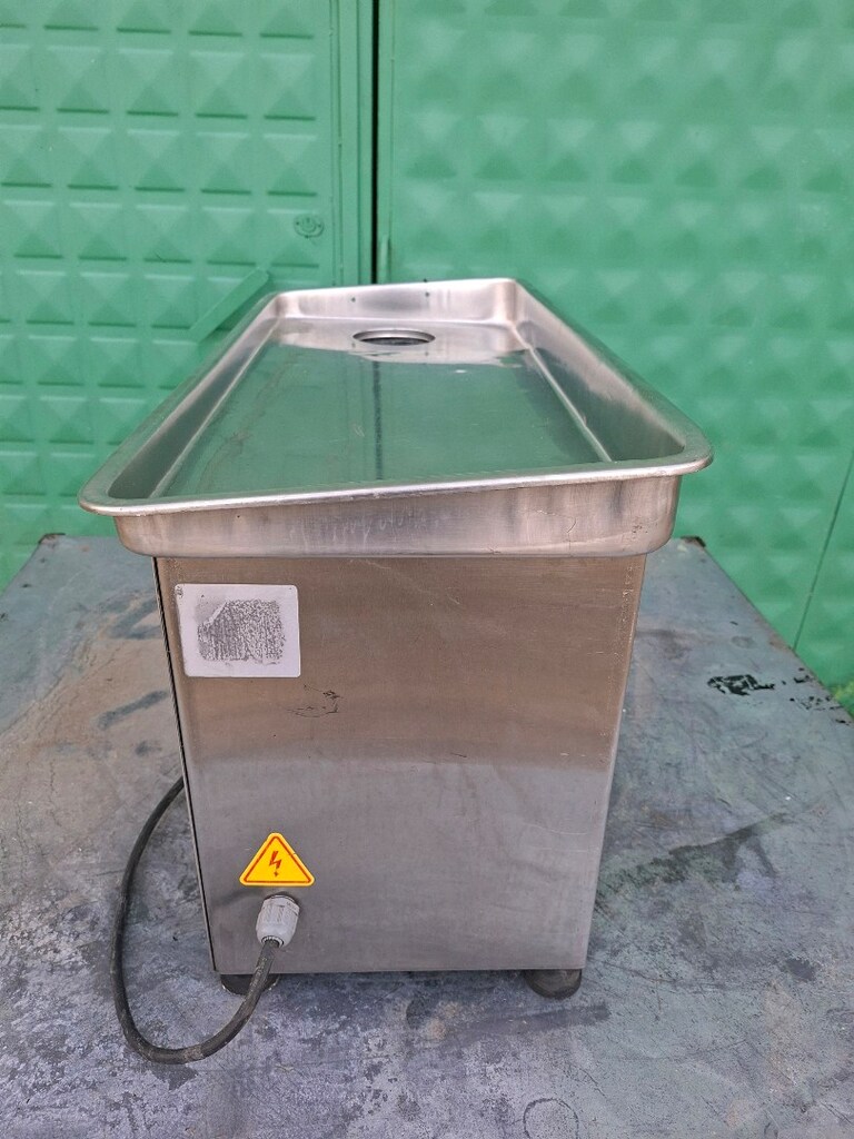 SALÇA ET ÇEKME KIYMA MAKİNASI - 4