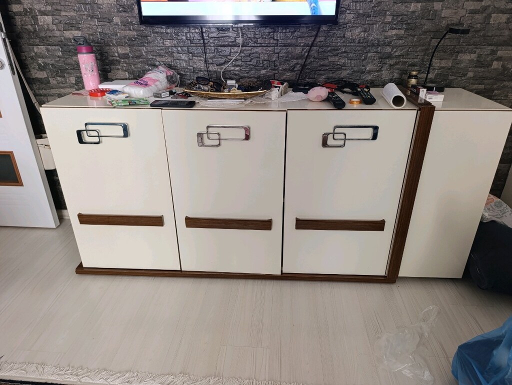 Vitrin ve TV dolabı - 3