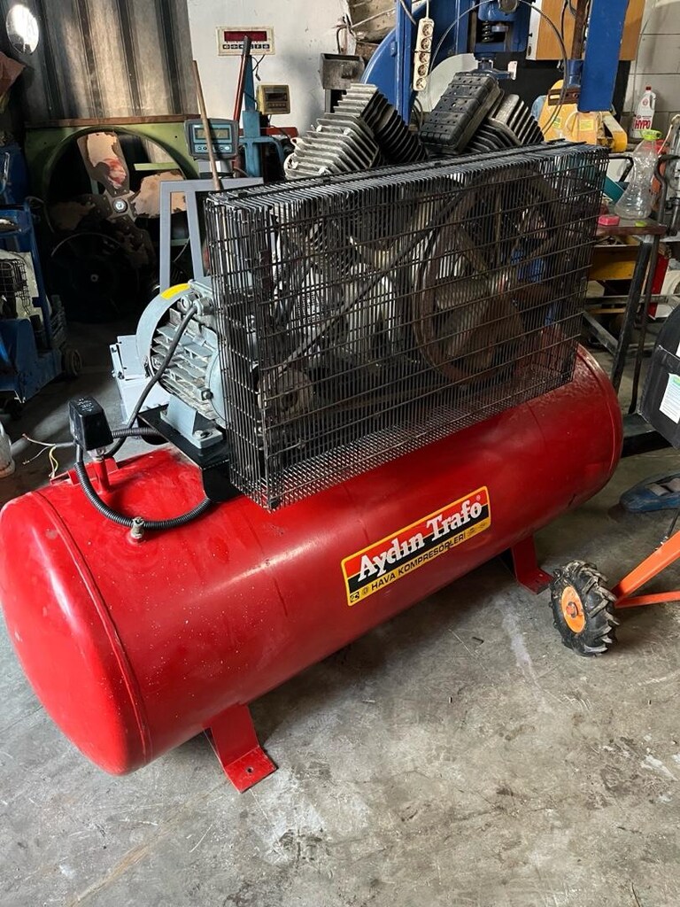530 litre12 bar aydin tirafo komporosor - 2