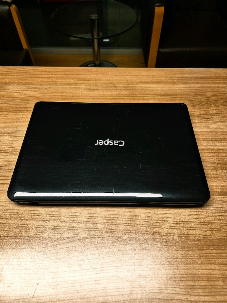 Laptop CASPER i3 İşlemci Çift Ekran Kartı 8GB Ram SSD - 7