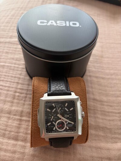 Casıo saat