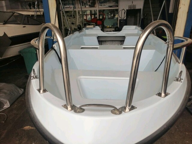 FİBER TEKNE Cift cidarlı, 4.65 mt.. 1.60 mt