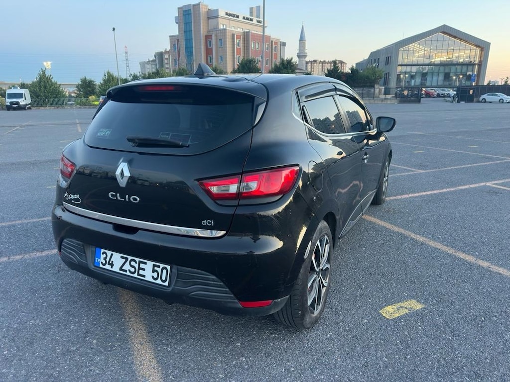 Sahibinden, Temiz, Bakımlı, Değişensiz 2013 model Clio 4 1.5 dci - 8