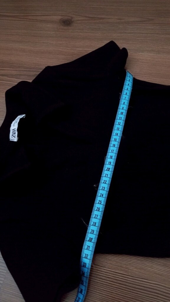 Zara Siyah Polo Yaka Crop Tişört - 6