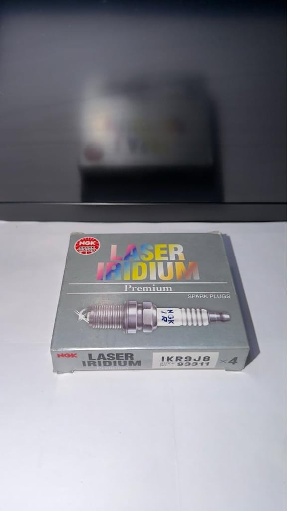 NGK LASER IRIDIUM IKR9J8 - 2