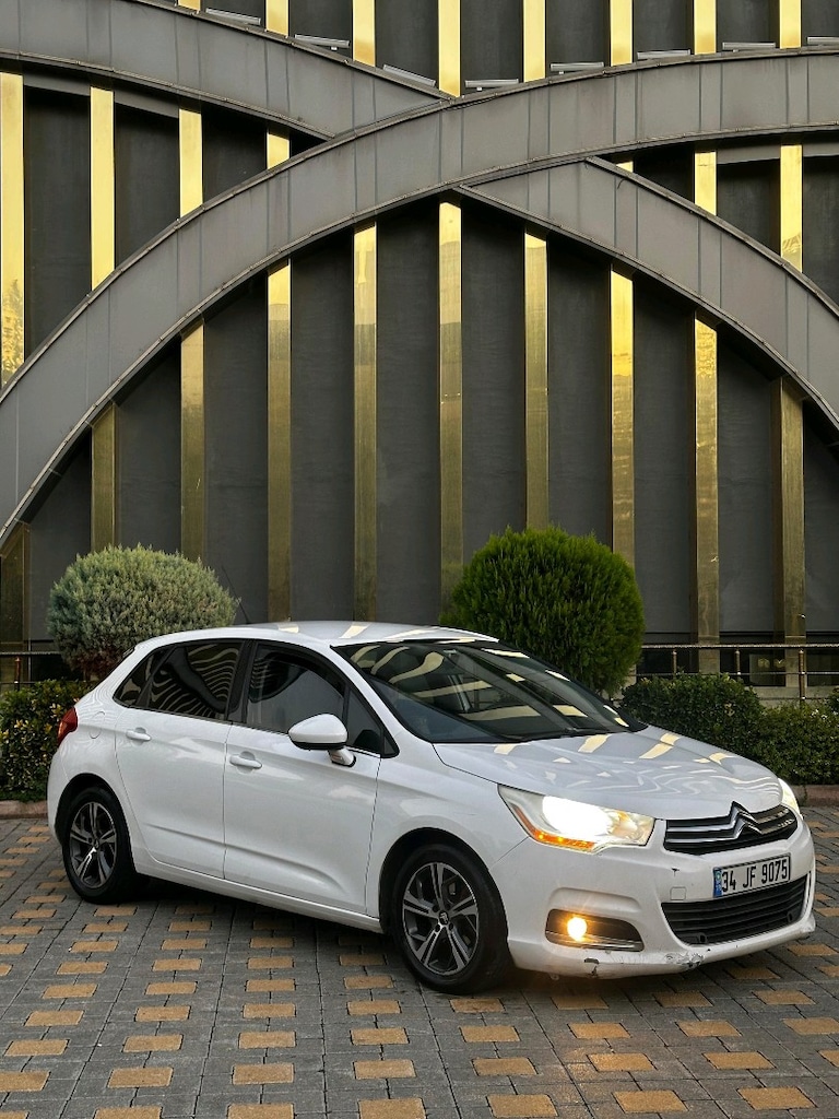 2012 Citroen C4 - 4