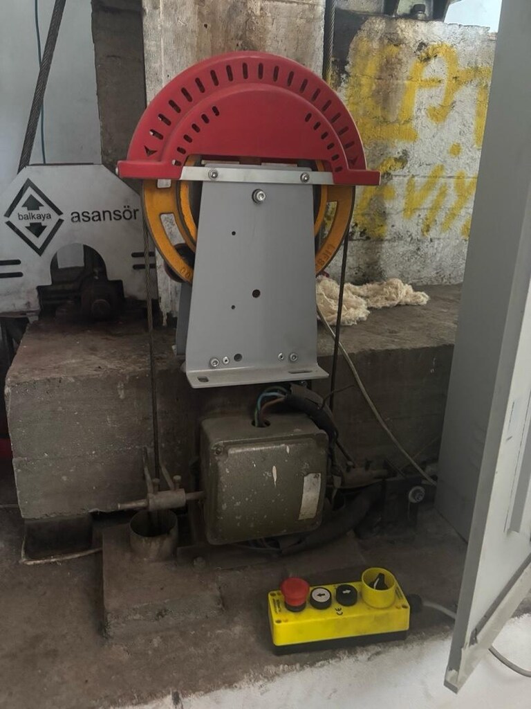 faal durumda arl 300 a drive serisi 7.5 kv takım - 10