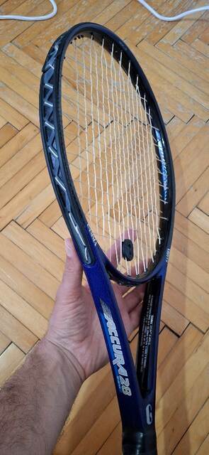 Tenis raketi