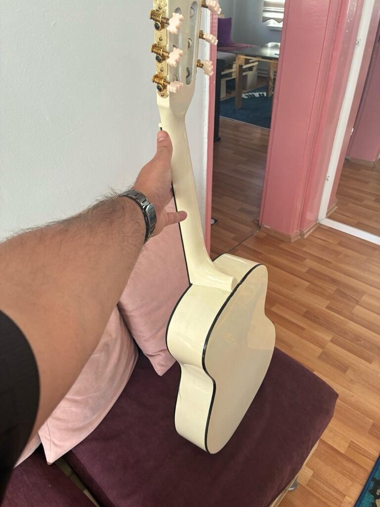3/4 Beyaz Gitar - 2