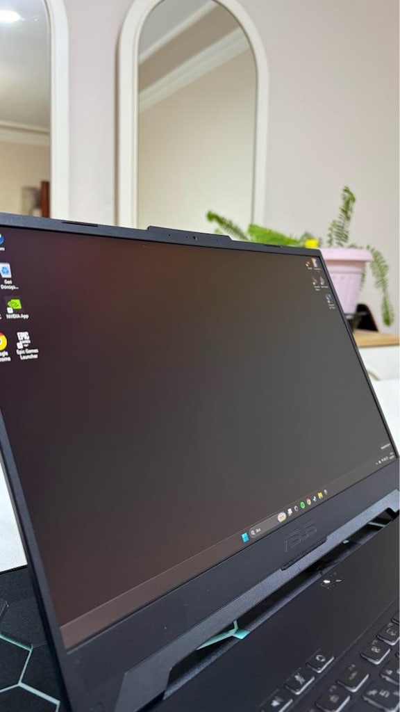Asus TUF A15, 4060 Gaming Laptop - 10