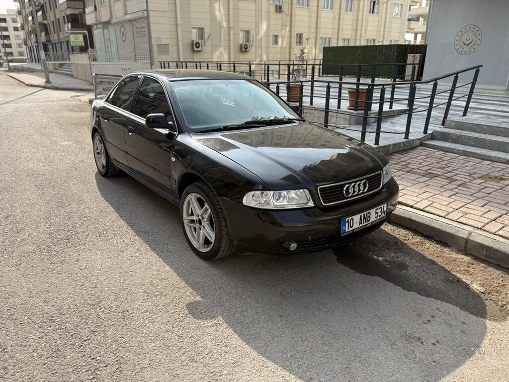 temiz 2000 model 1.8 audi a4 - 3