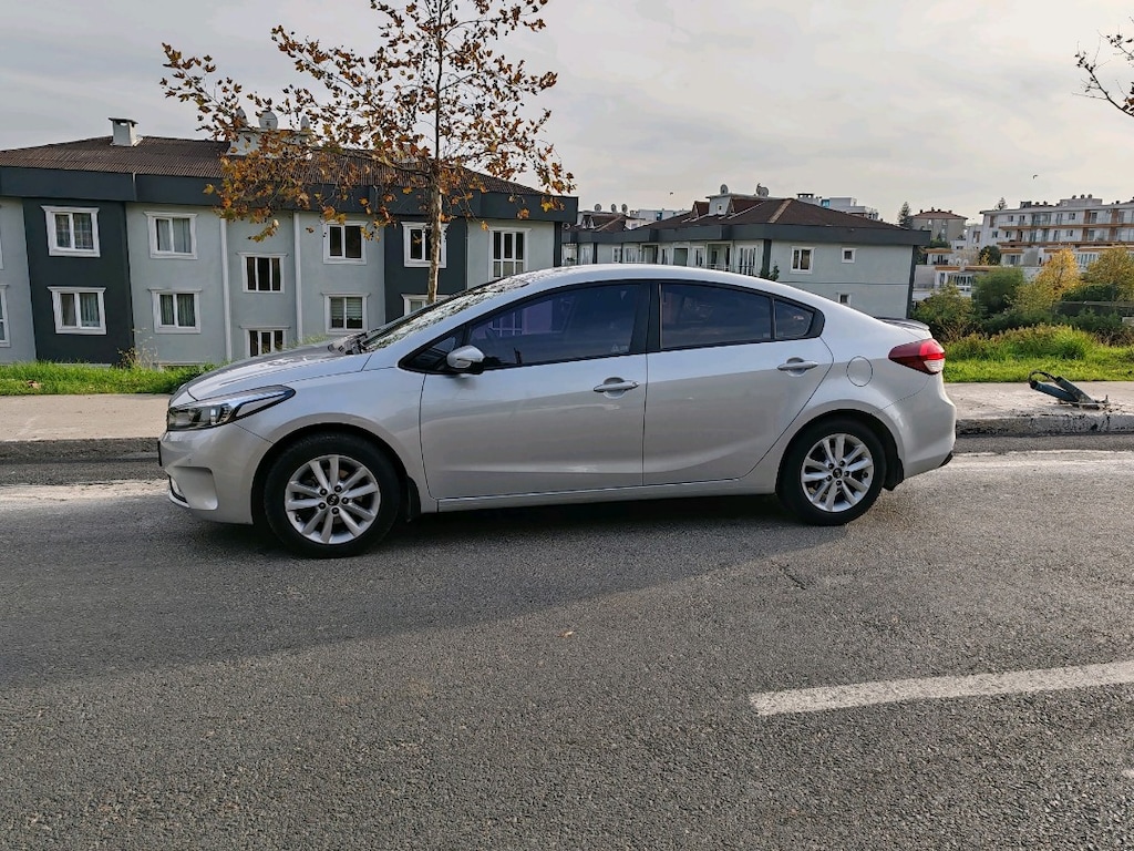 Temiz Kia Cerato - 4