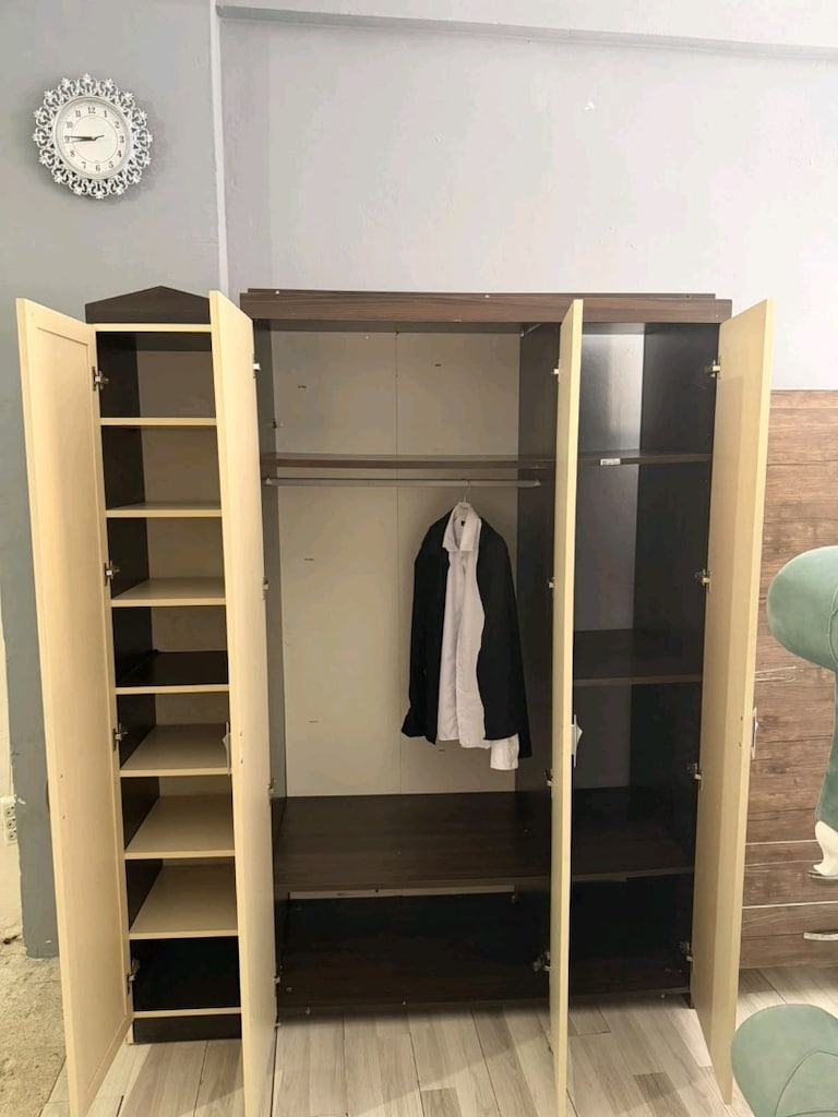4kapaklı istikbal elbise dolabı - 4