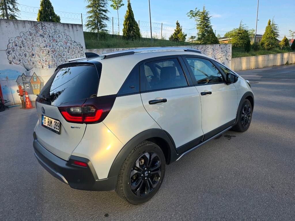 İLK SAHİBİNDEN 2025 HONDA JAZZ HYBRİD 1.5 OTOMATİK HATASIZ - 2