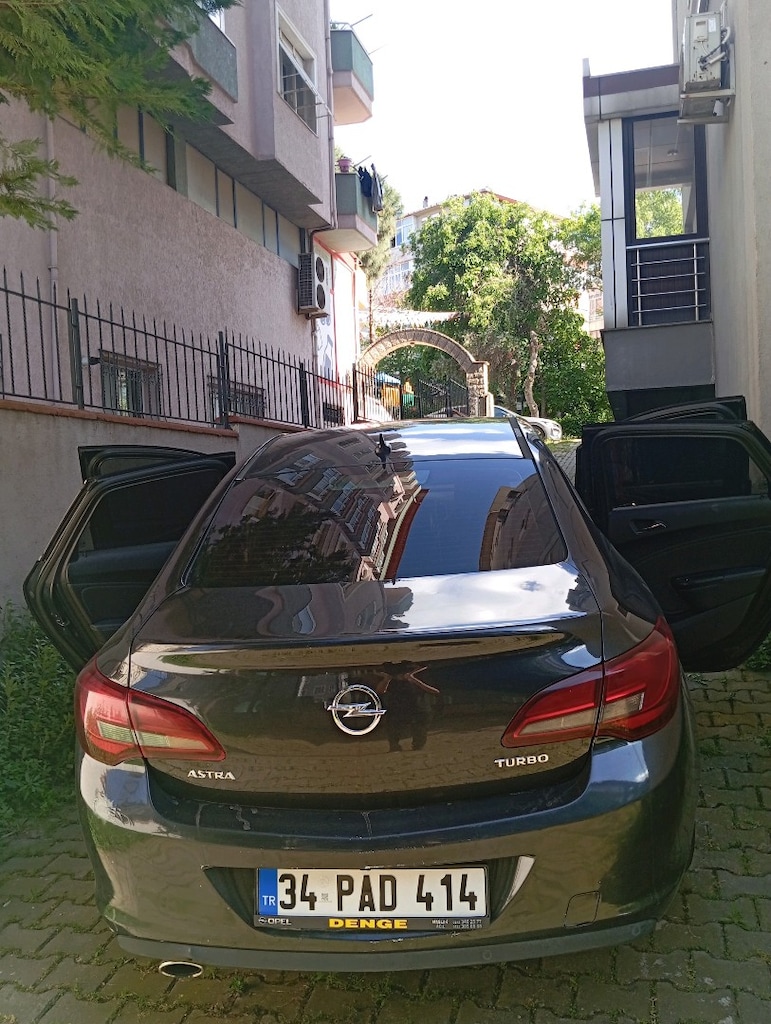 Opel Astra j - 4