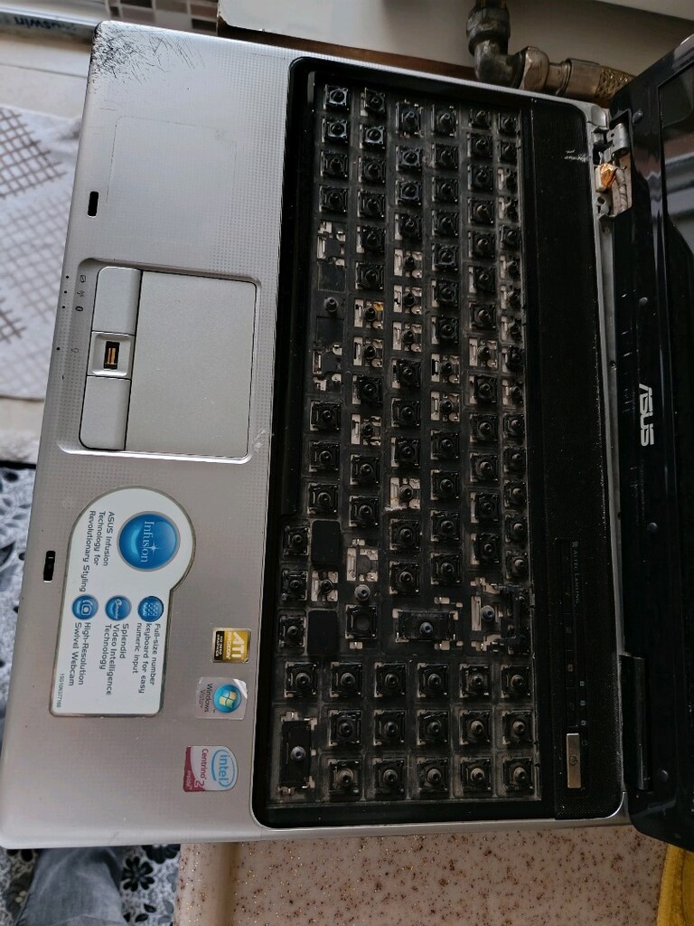 leptop hurda olarak verilecek calismoyor - 4