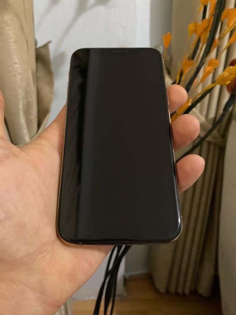YURTDIŞI 0 GİBİ İPhone 11 PRO 256GB 4 AY DAHA KULLANIMA AÇIK PİL 82 - 8