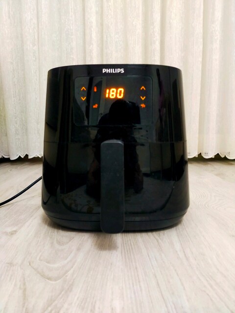 PHİLİPS AİRFRYER