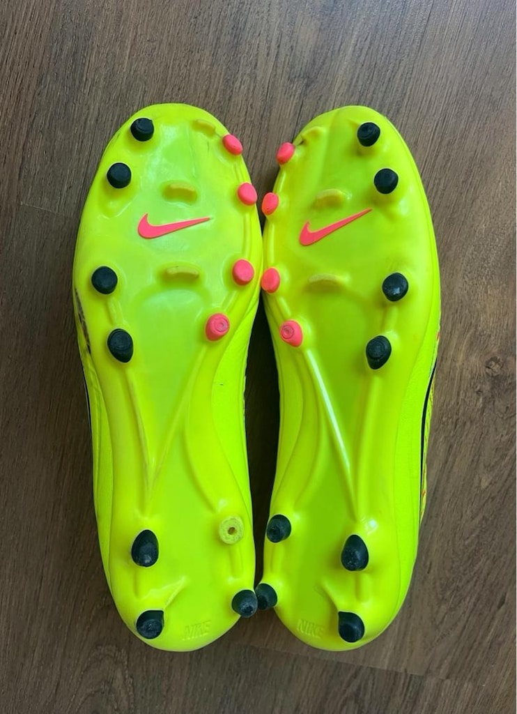 Nike Magista Onda Fg yarı pro krampon - 7